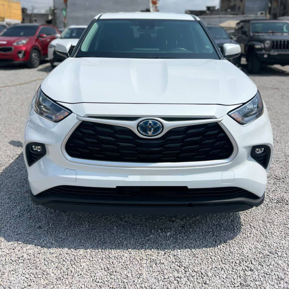 TOYOTA HIGHLANDER HYBRID