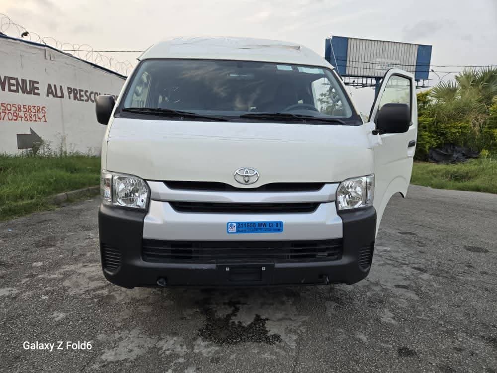 Toyota hiace